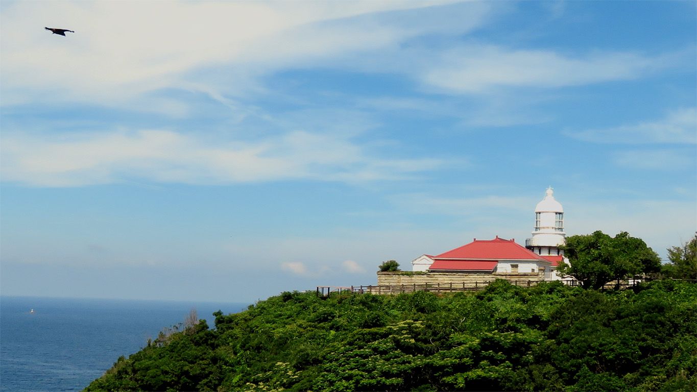 8823海底人さんの作品、題は灯台守の痕跡 no.400